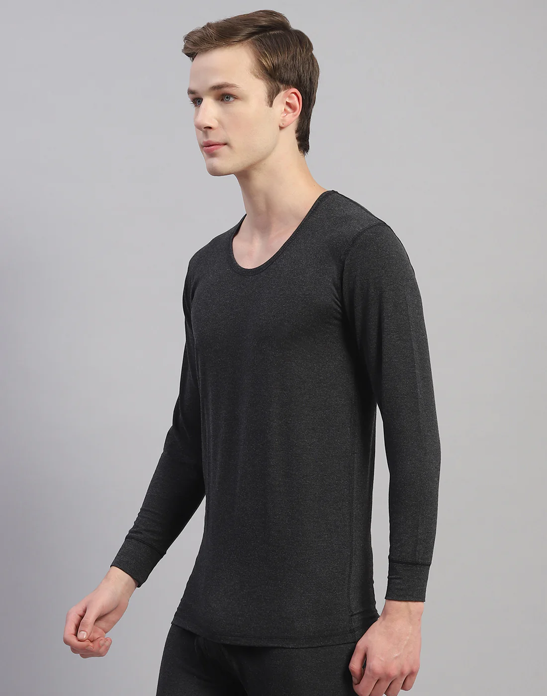 Men Grey Solid Round Neck Full Sleeve Thermal Vest - Image 3
