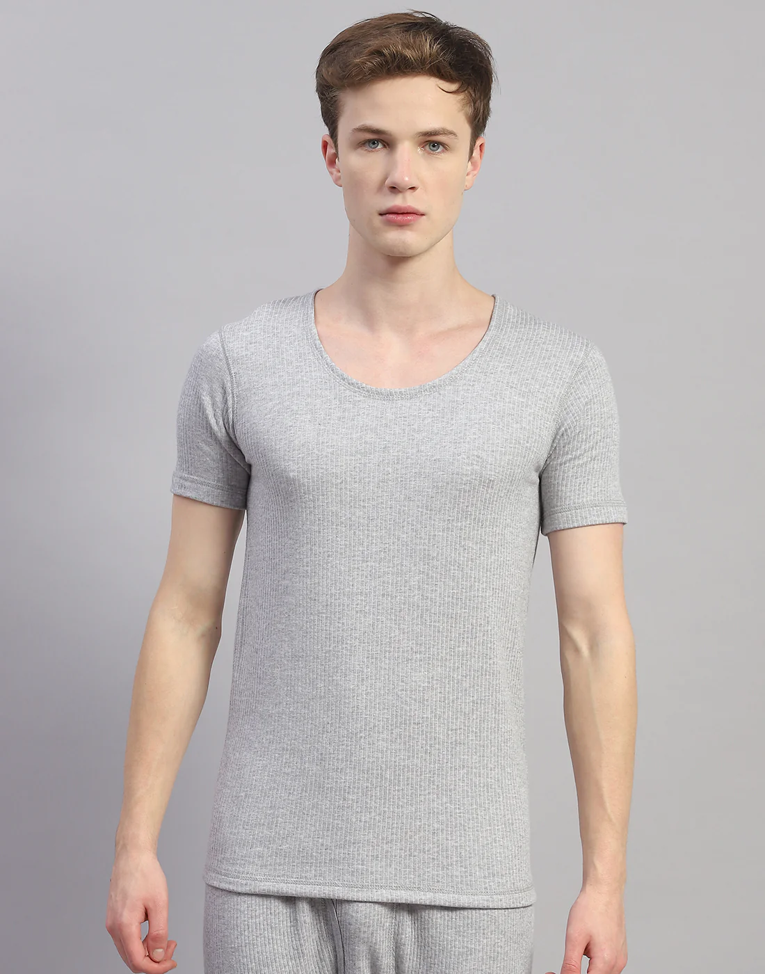 Men Grey Solid Round Neck Half Sleeve Thermal Vest - Image 2