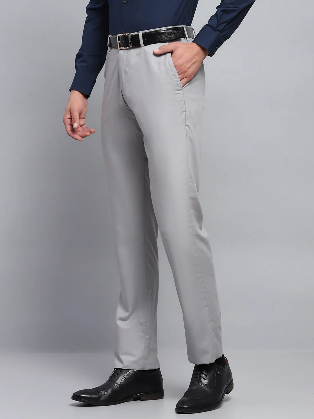 Men Grey Solid Smart Fit Trouser - Image 3