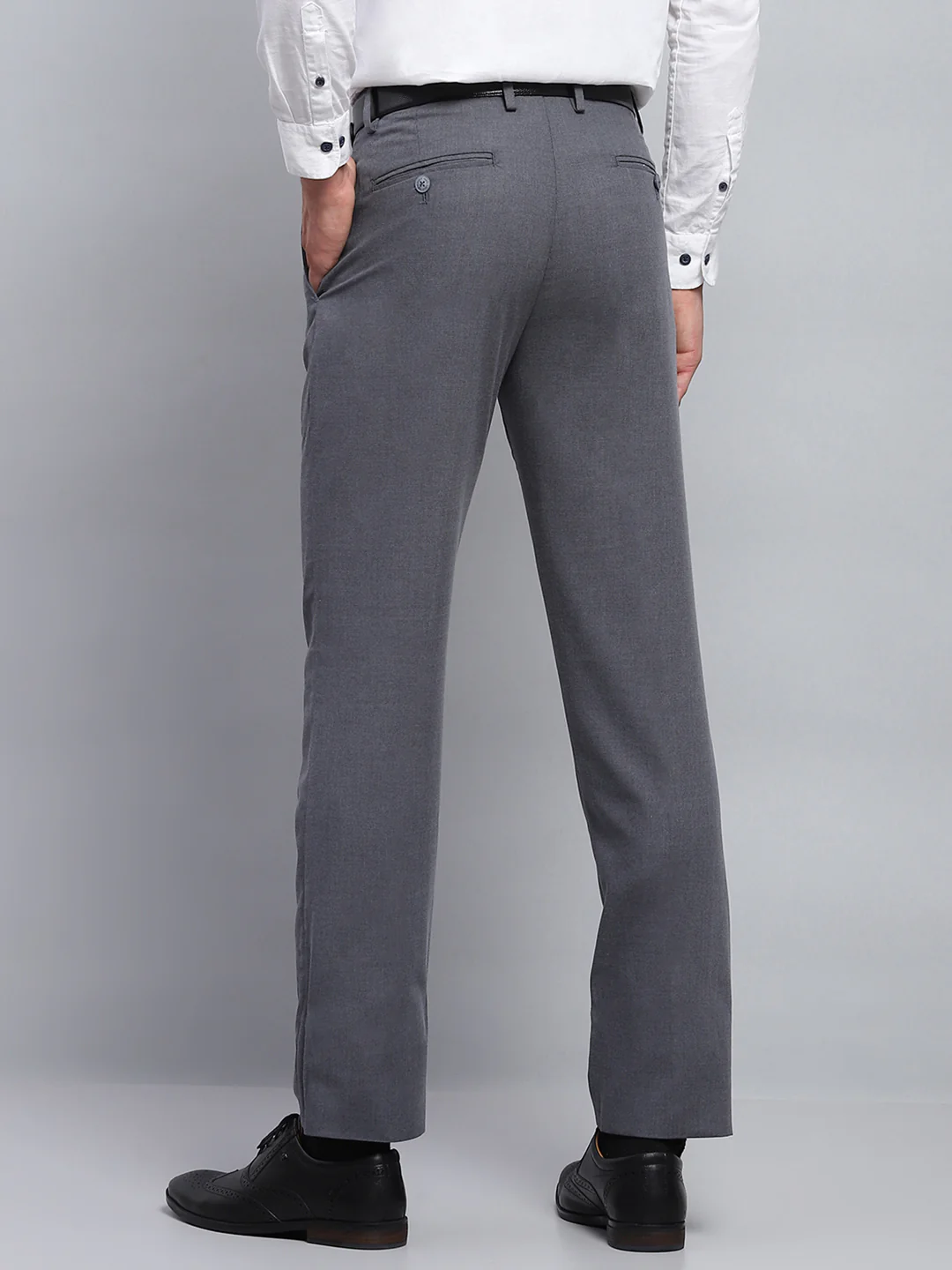 Men Grey Solid Smart Fit Trouser - Image 5