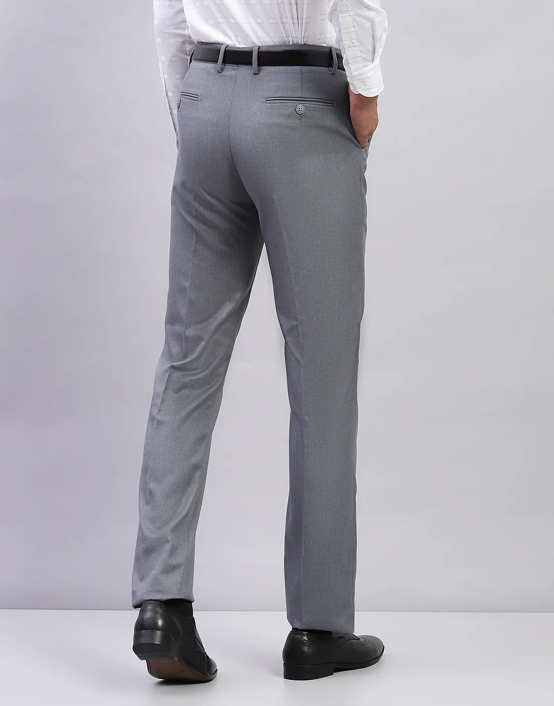 Men Grey Solid Smart Fit Trouser - Image 5