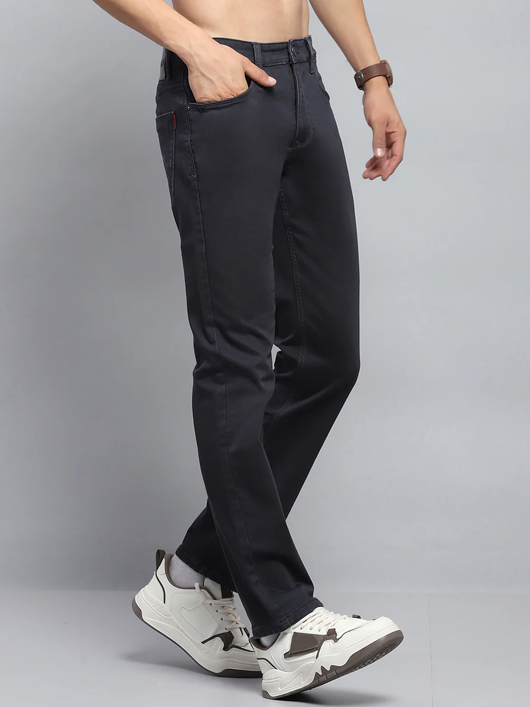 Men Grey Solid Straight Fit Denim - Image 4