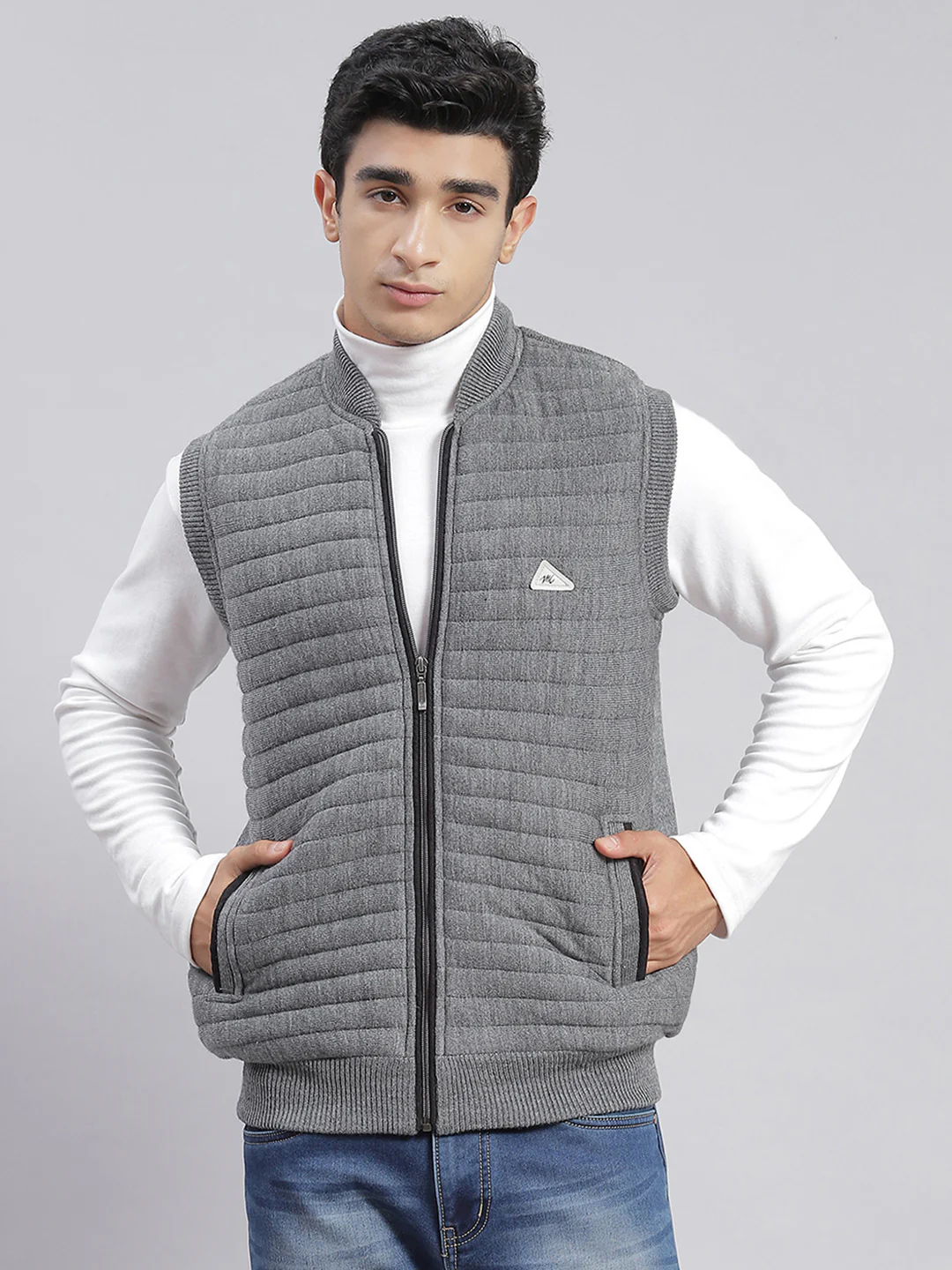 Men Grey Solid T Neck Sleeveless Jackets - Image 2