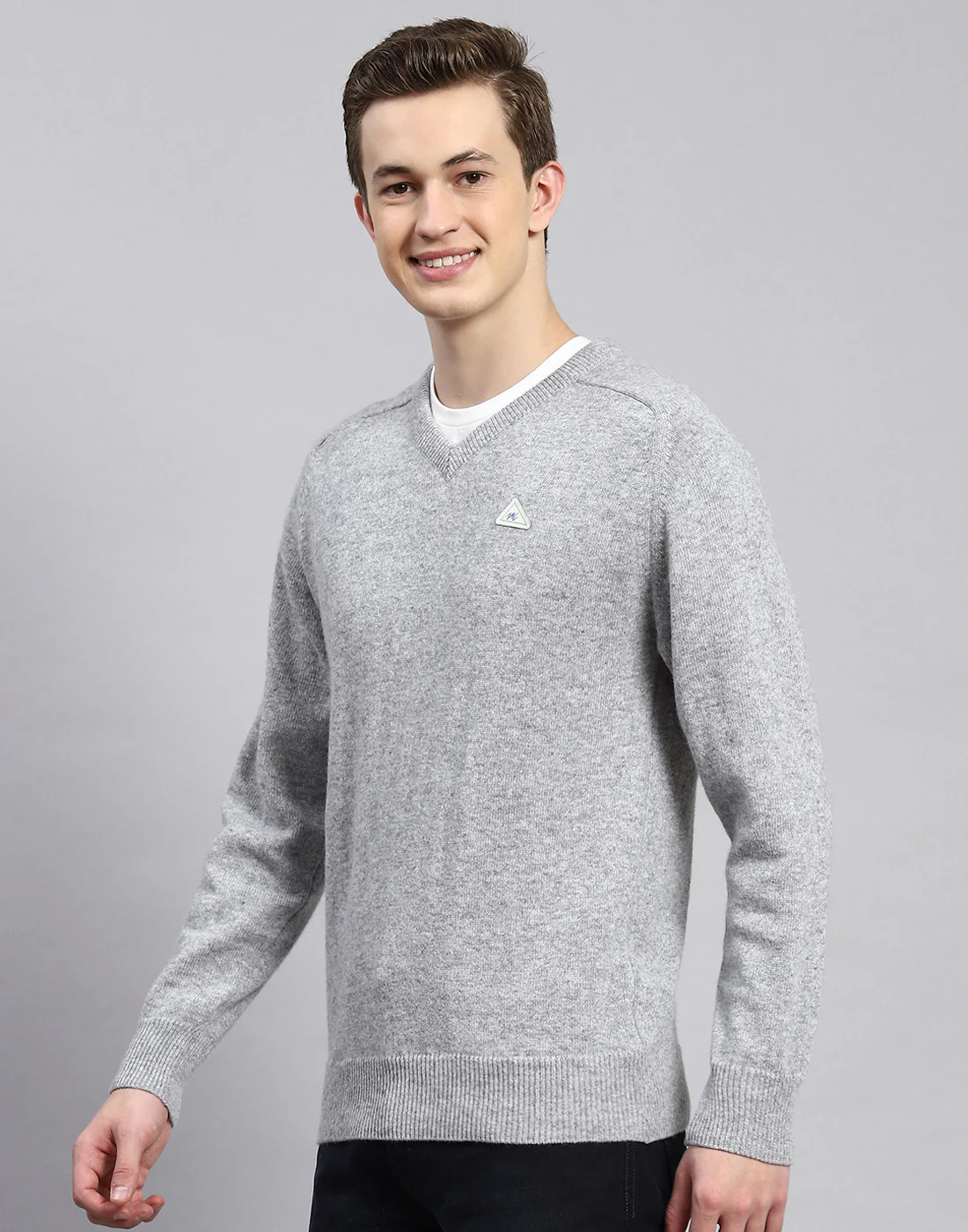 Men Grey Solid V Neck Full Sleeve Pullover - Image 3