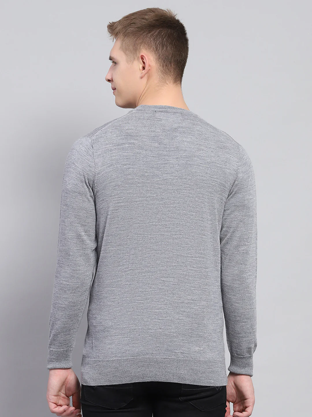 Men Grey Solid V Neck Full Sleeve Pullover - Image 5