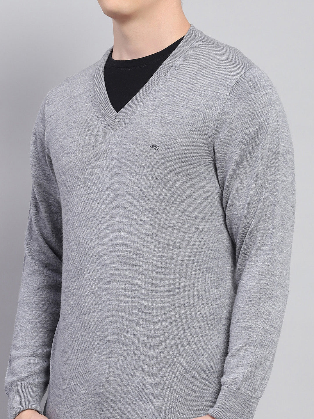 Men Grey Solid V Neck Full Sleeve Pullover - Image 6