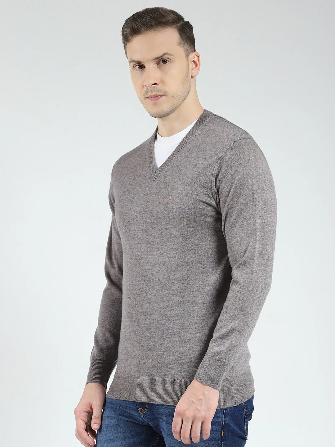 Men Grey Solid V Neck Full Sleeve Pullover - Image 3