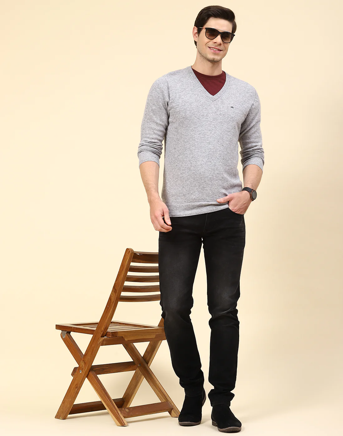 Men Grey Solid V Neck Full Sleeve Pullover - Image 2