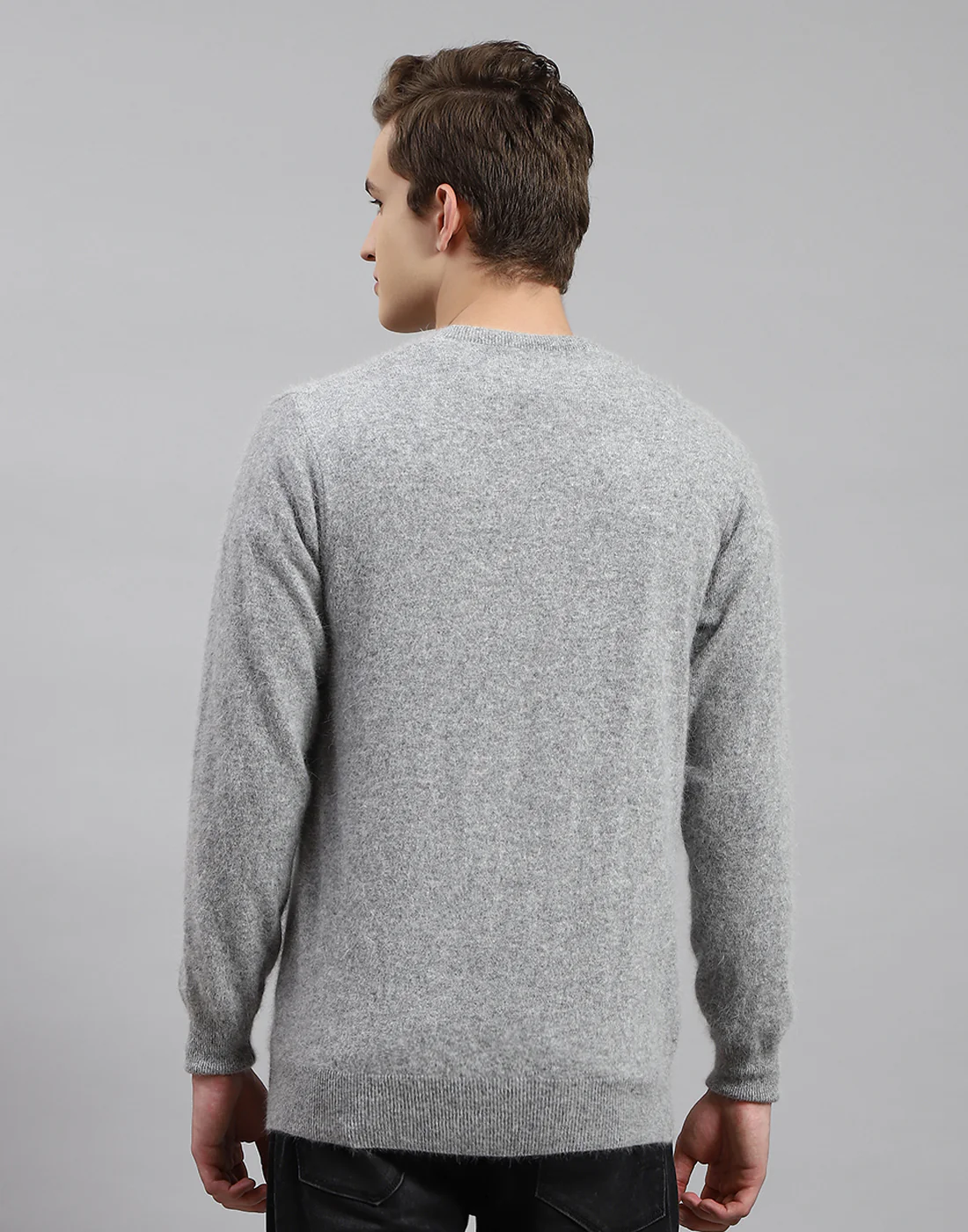 Men Grey Solid V Neck Full Sleeve Pullover - Image 5