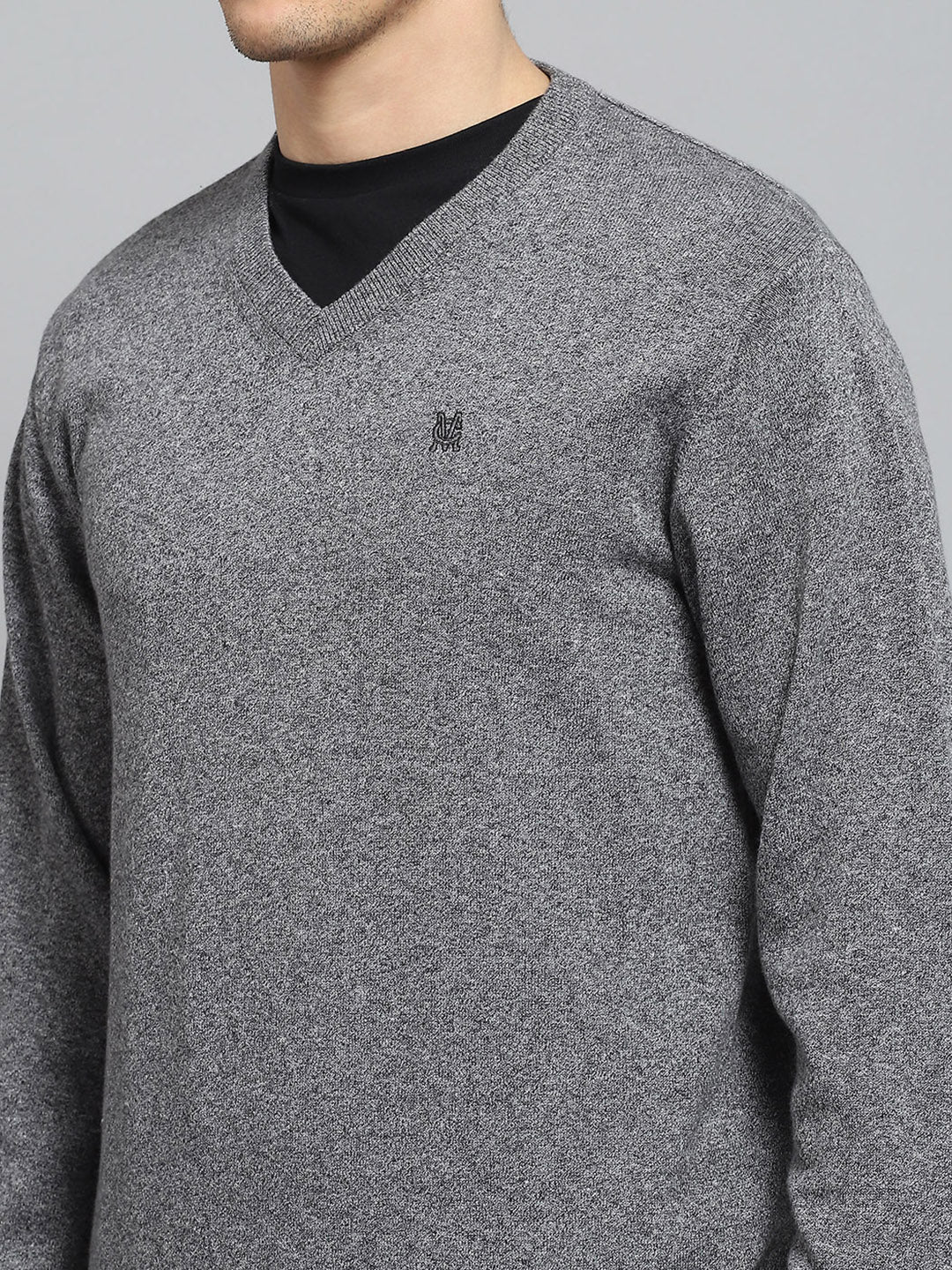 Men Grey Solid V Neck Full Sleeve Pullover - Image 7