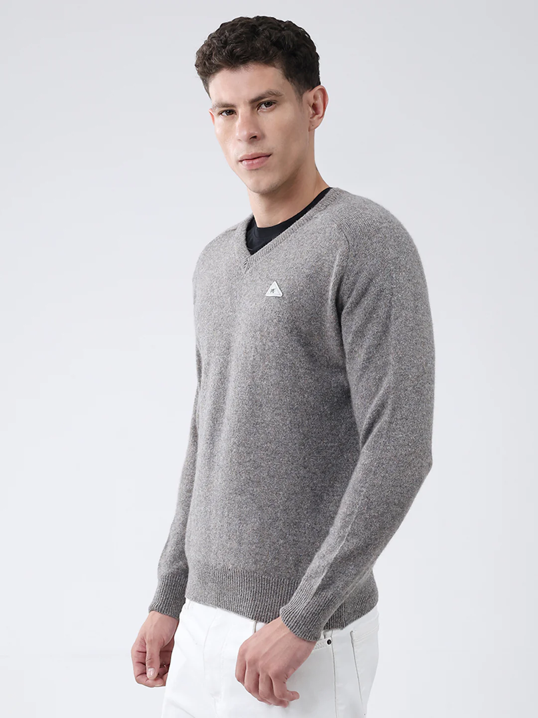 Men Grey Solid V Neck Full Sleeve Pullover - Image 3