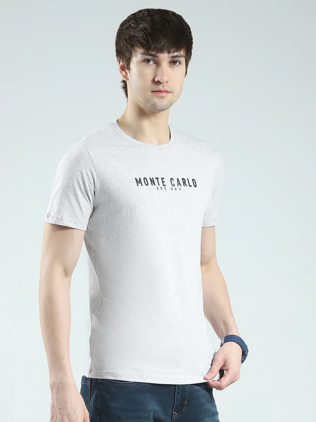Men Grey Solid Round Neck Half Sleeve T-Shirt - Image 4