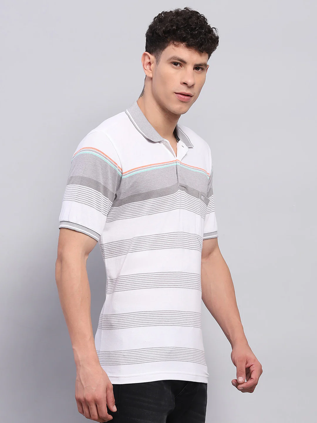 Men Grey Stripe Collar Half Sleeve T-Shirt - Image 4