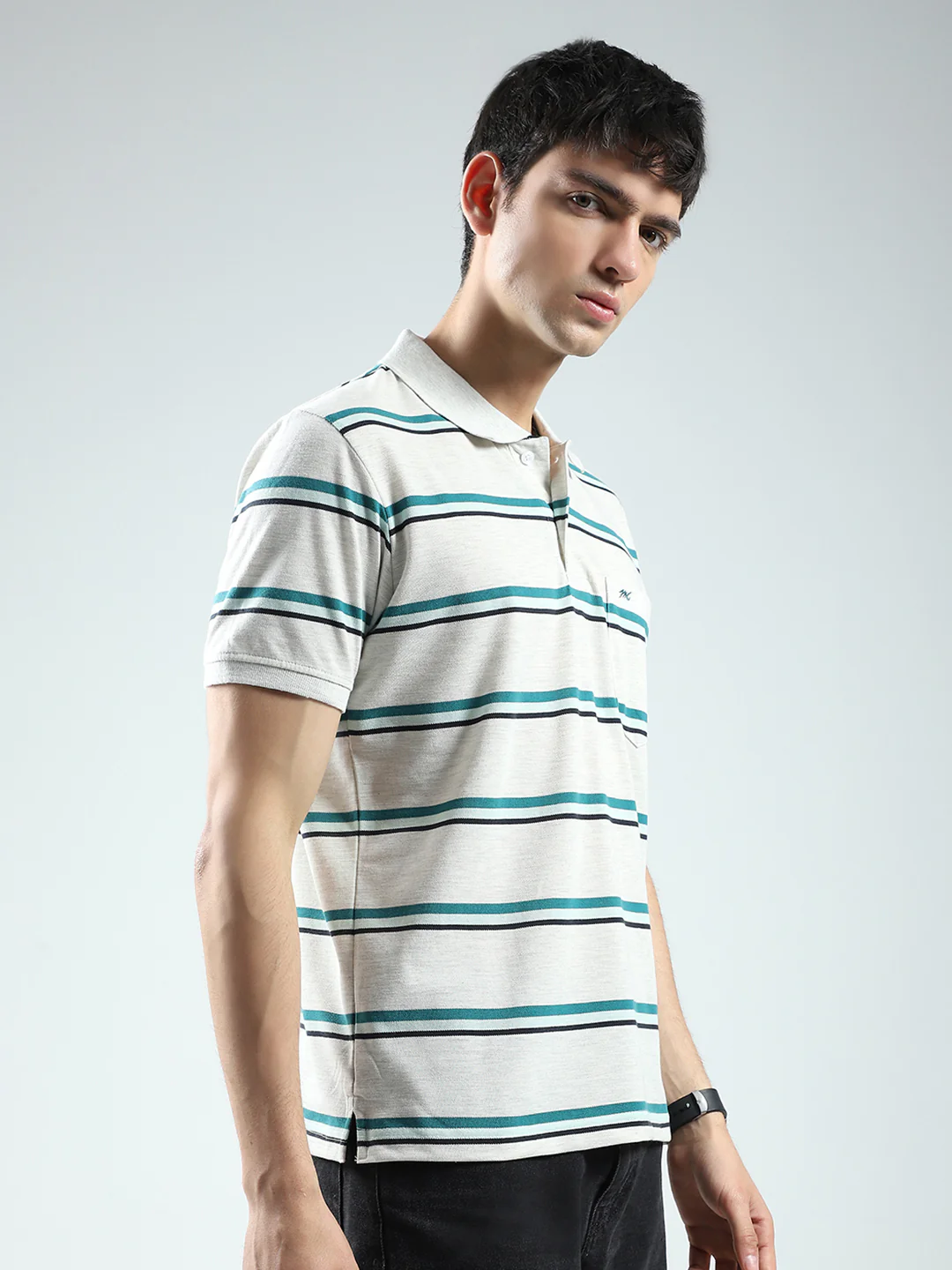 Men Grey Stripe Collar Half Sleeve T-Shirt - Image 4