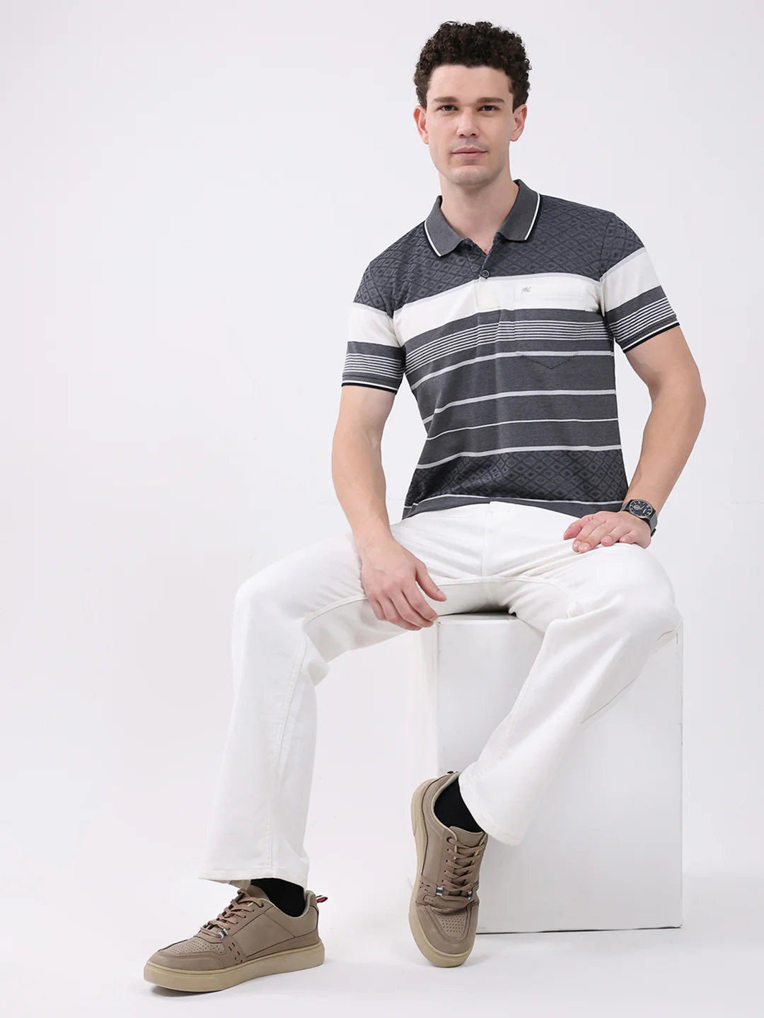 Men Grey Stripe Collar Half Sleeve T-Shirt - Image 2