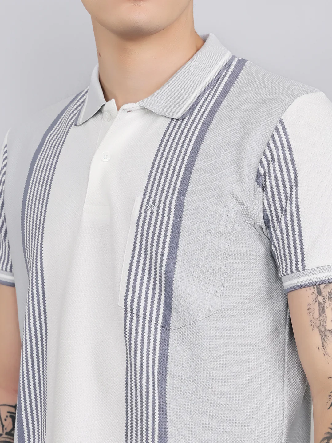 Men Grey Stripe Collar Half Sleeve T-Shirt - Image 5