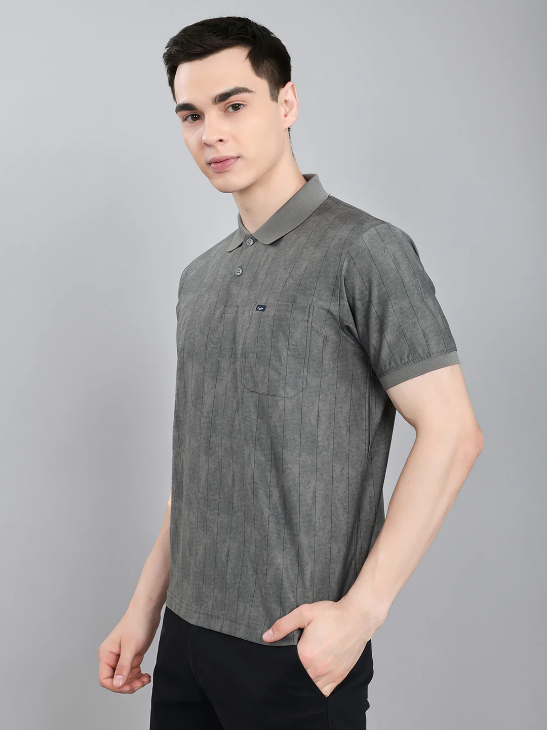 Men Grey Stripe Collar Half Sleeve T-Shirt - Image 2