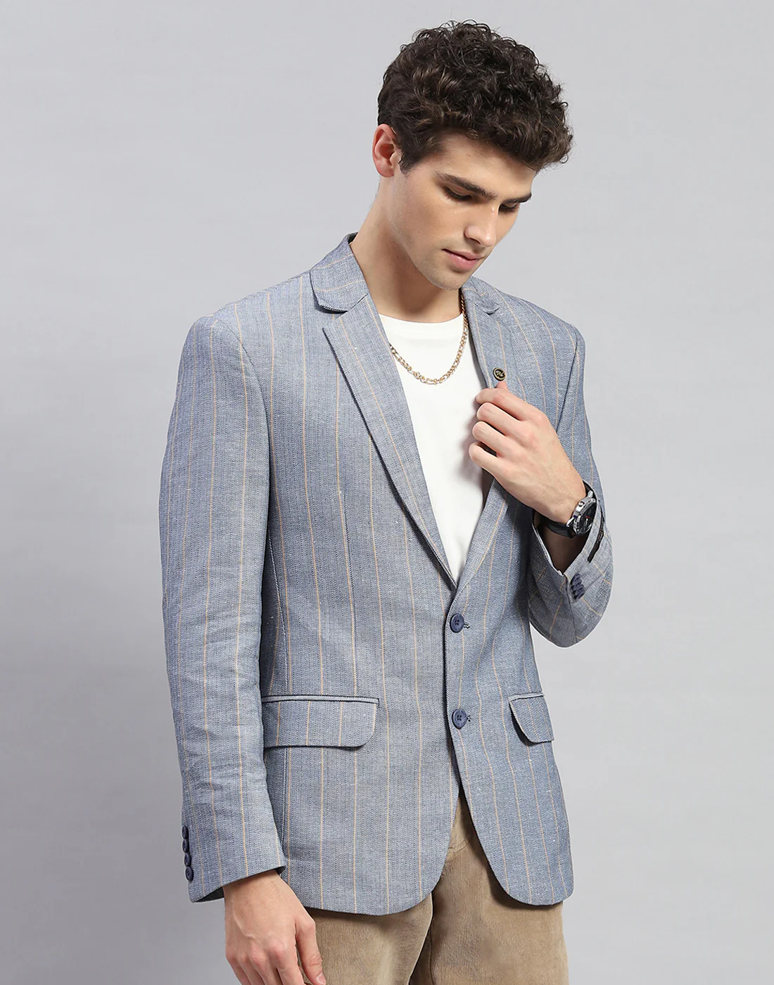 Men Grey Stripe Notch Lapel Collar Full Sleeve Blazer - Image 4