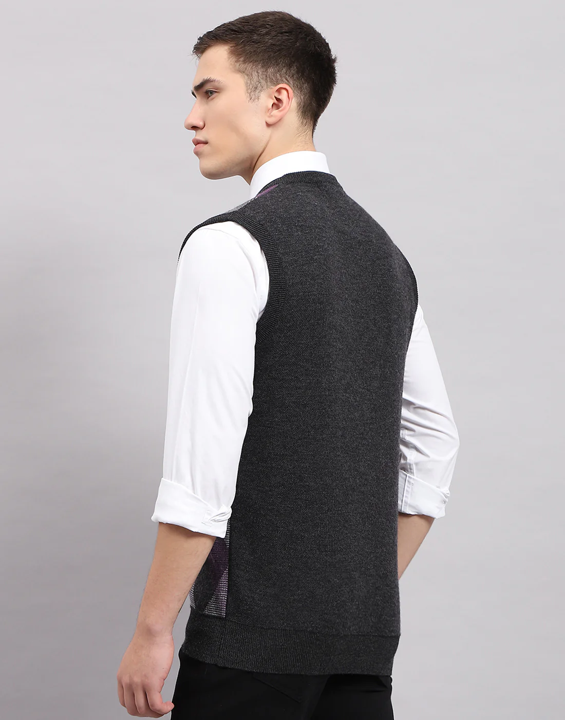 Men Grey Stripe V Neck Sleeveless Sweater - Image 5