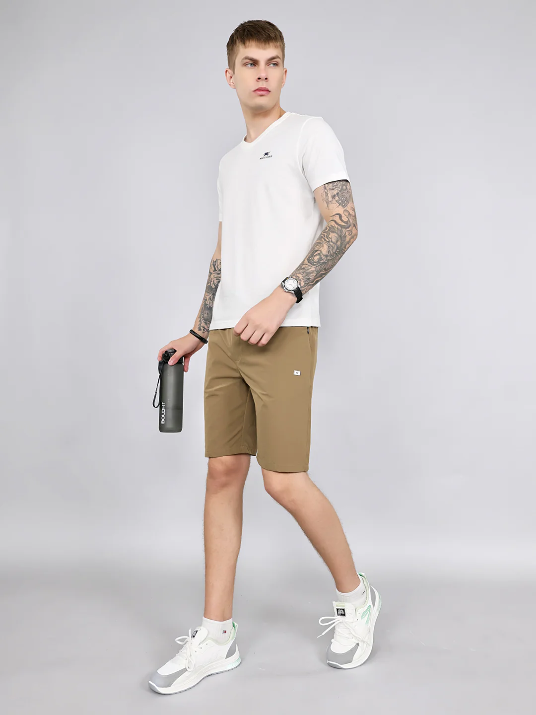 Men Khaki Solid Regular Fit Shorts - Image 6