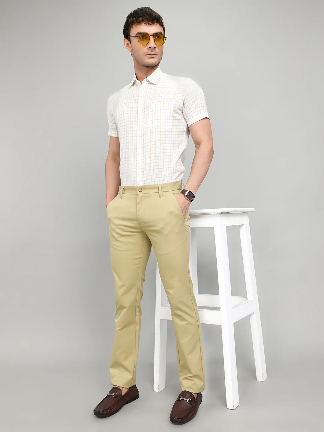 Men Khaki Solid Slim Fit Trouser - Image 6