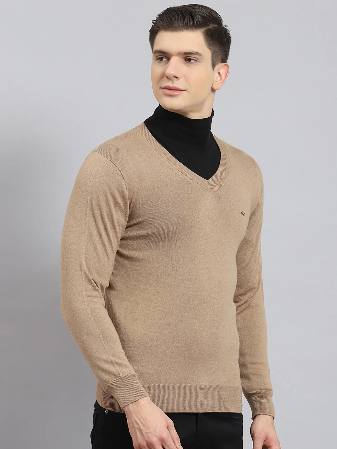 Men Khaki Solid V Neck Full Sleeve Pullover - Image 5