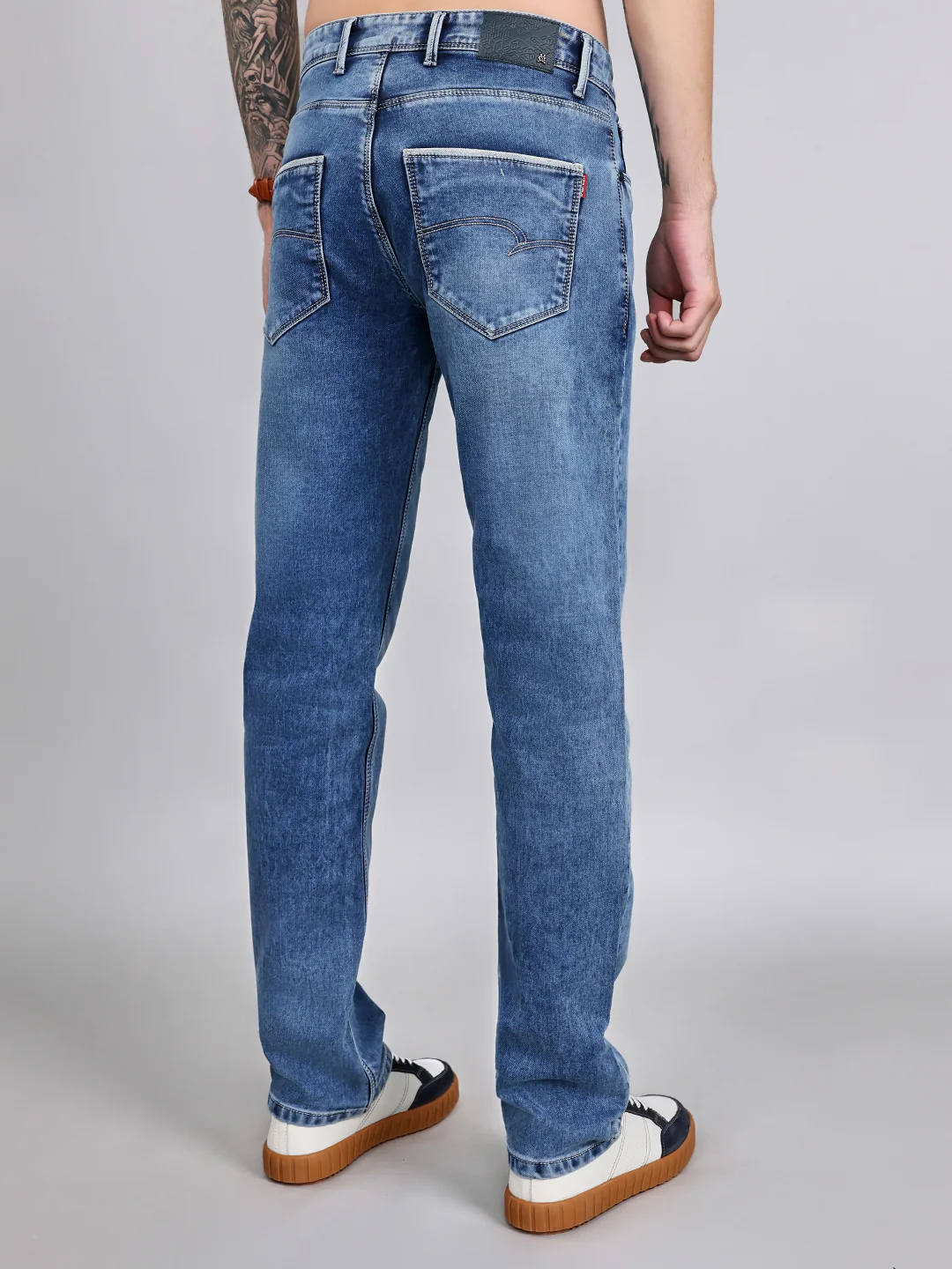 Men Light Blue Light Wash Straight Fit Denim - Image 4