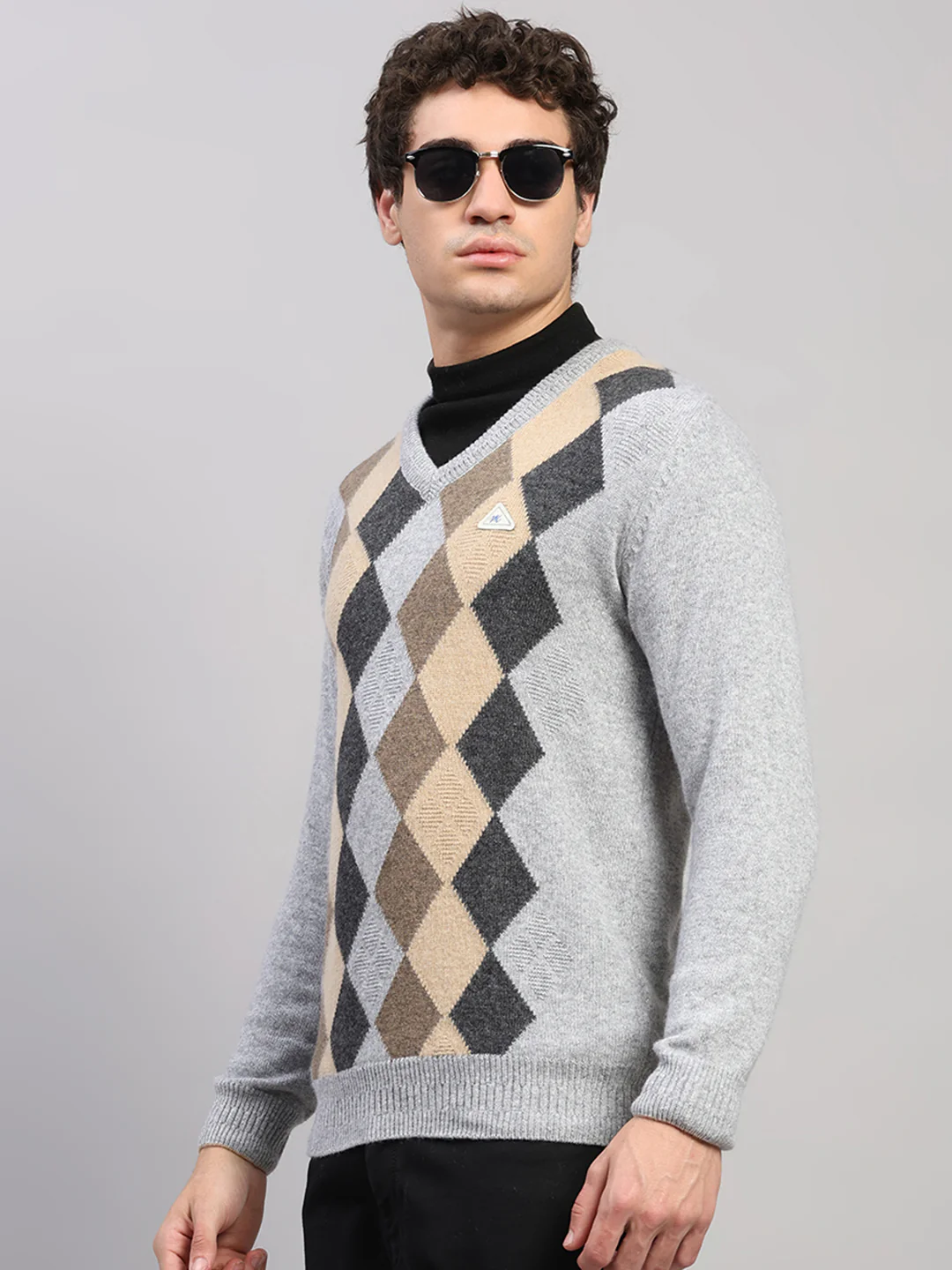 Men Light Grey Printed V Neck Full Sleeve Pullover - Image 3