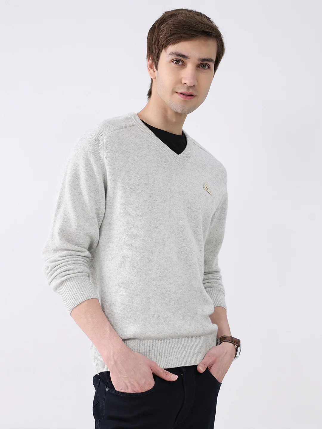 Men Light Grey Solid V Neck Full Sleeve Pullover - Image 4