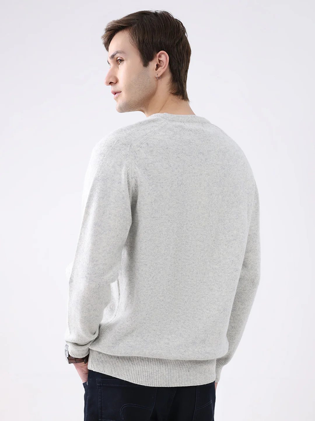 Men Light Grey Solid V Neck Full Sleeve Pullover - Image 5