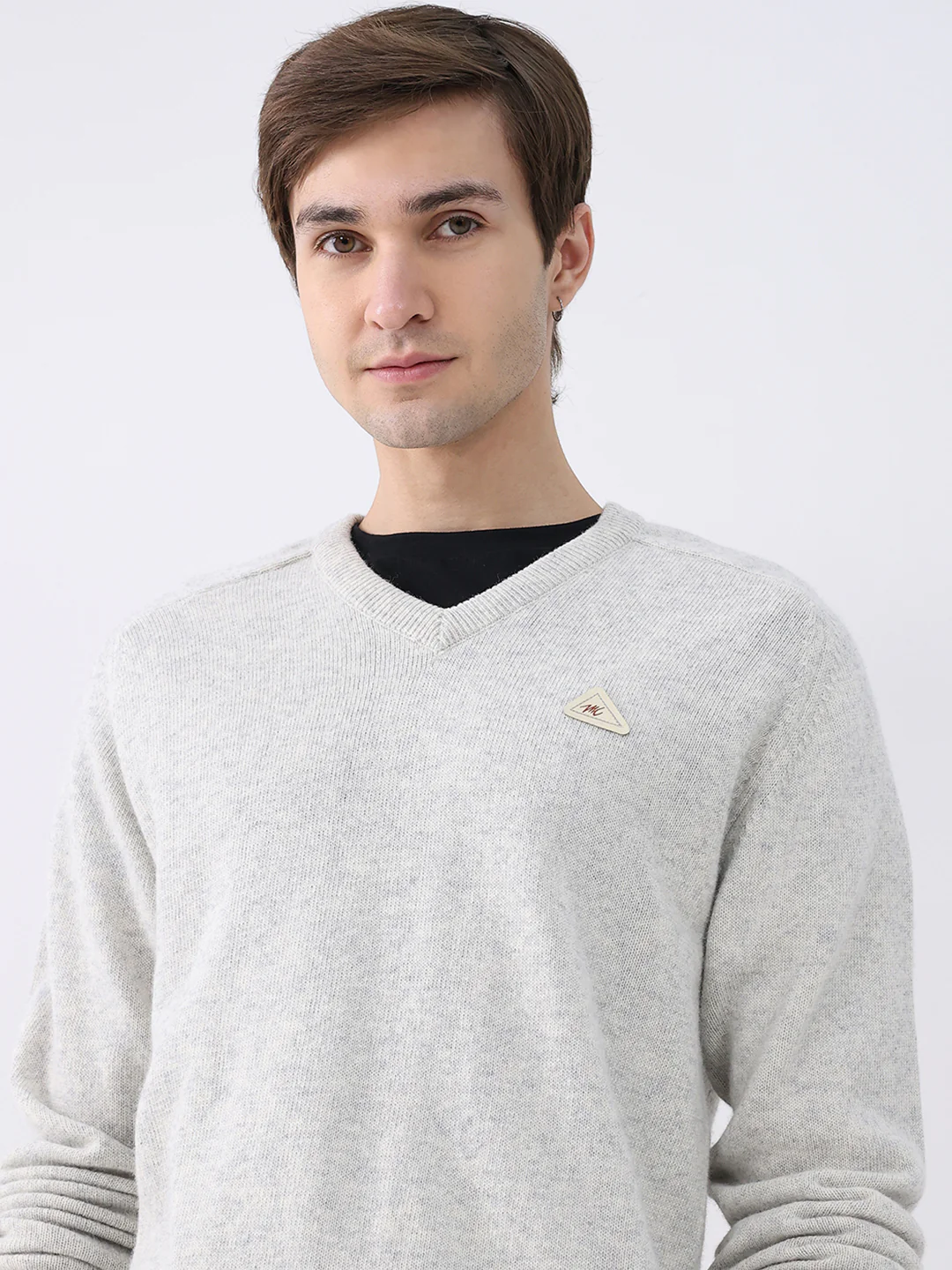 Men Light Grey Solid V Neck Full Sleeve Pullover - Image 7