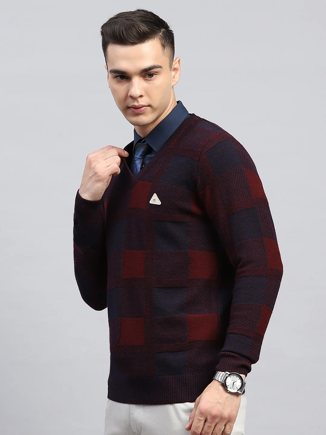 Men Maroon Check V Neck Full Sleeve Pullover - Image 3