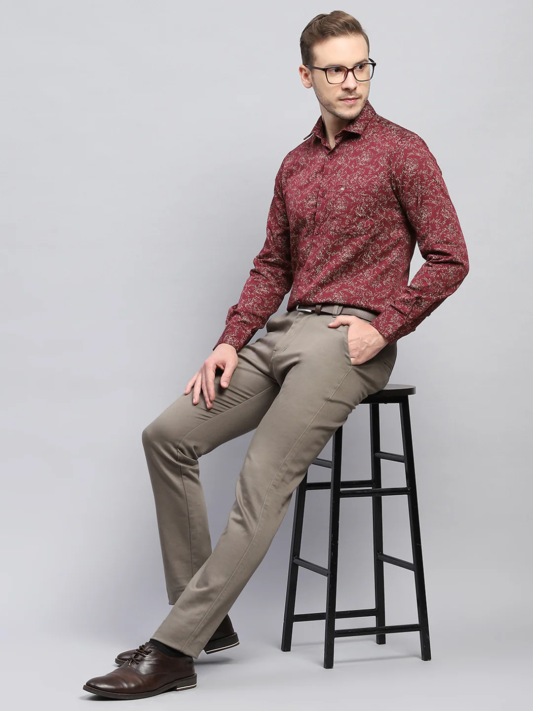 Men Maroon Printed Collar Full Sleeve Shirt - Image 2