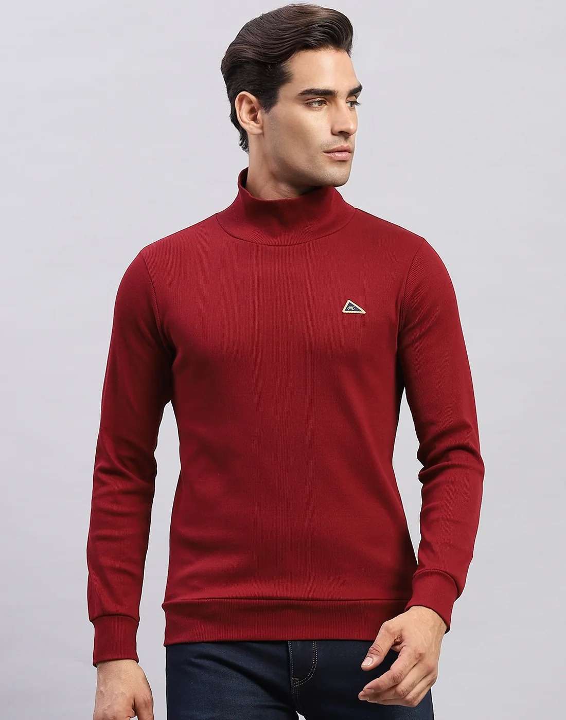 Men Maroon Printed High Neck Full Sleeve Winter T-Shirt - Image 2