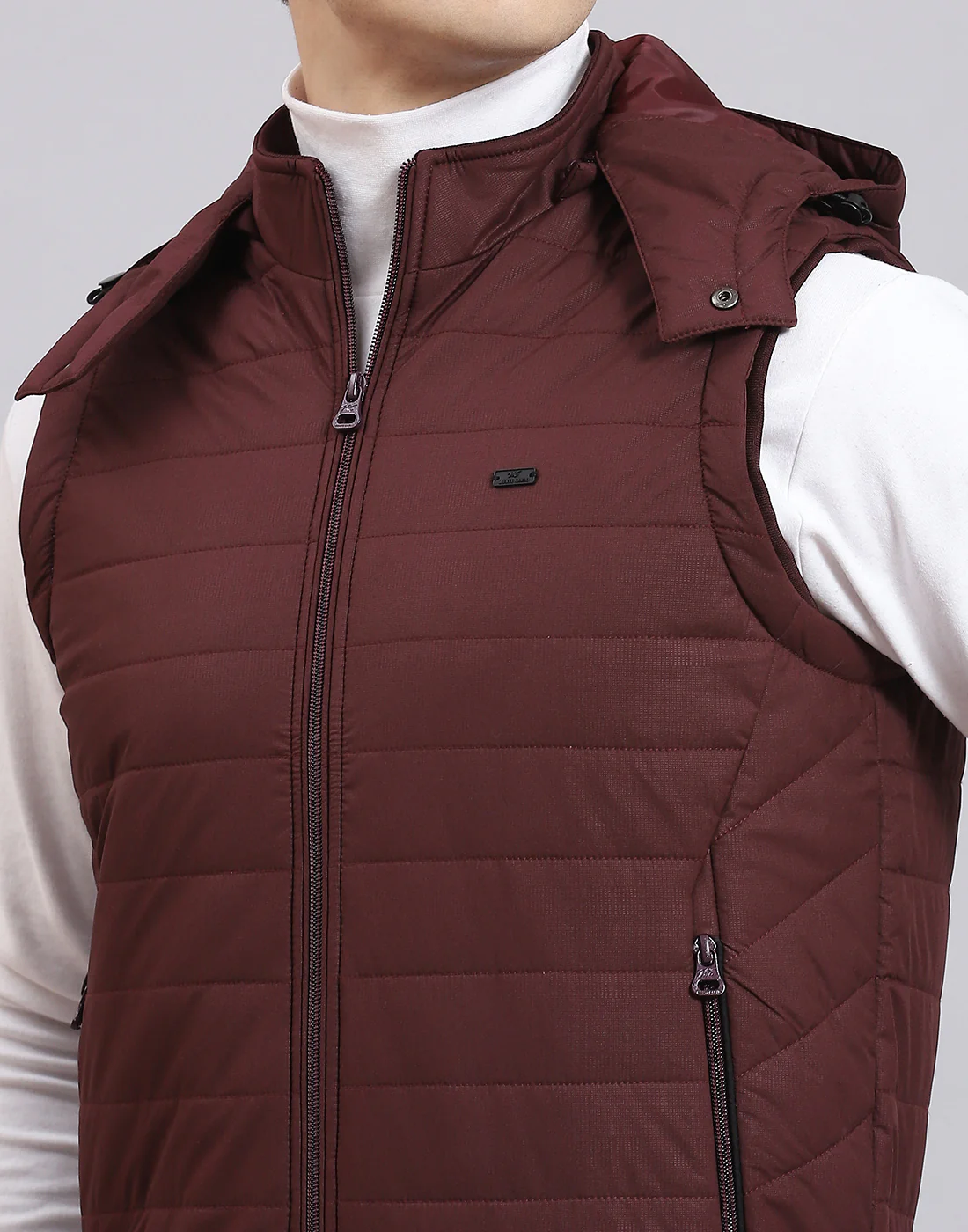 Men Maroon Printed Hooded Sleeveless Jacket - Image 7