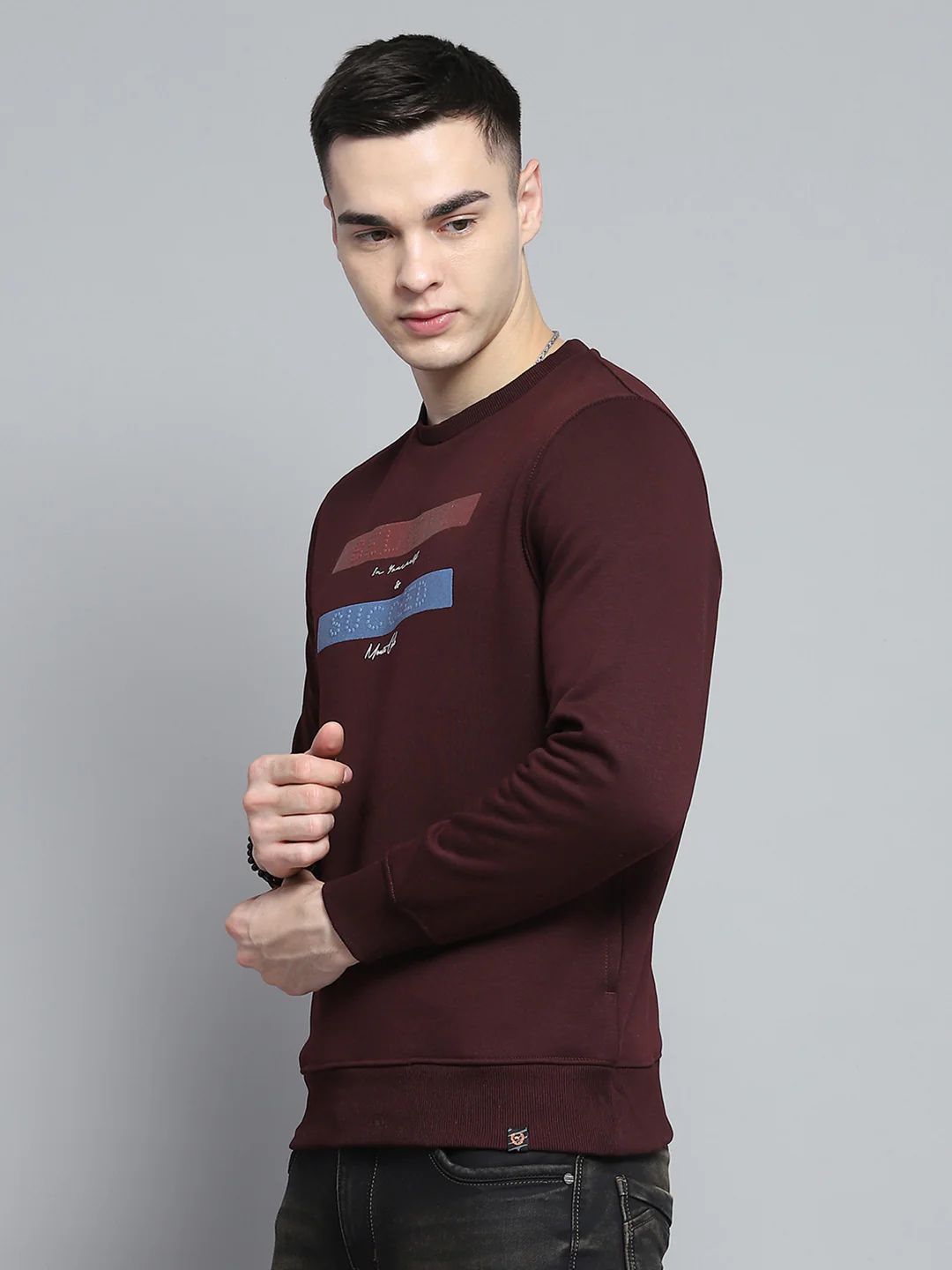 Men Maroon Printed Round Neck Full Sleeve Sweatshirt - Image 3