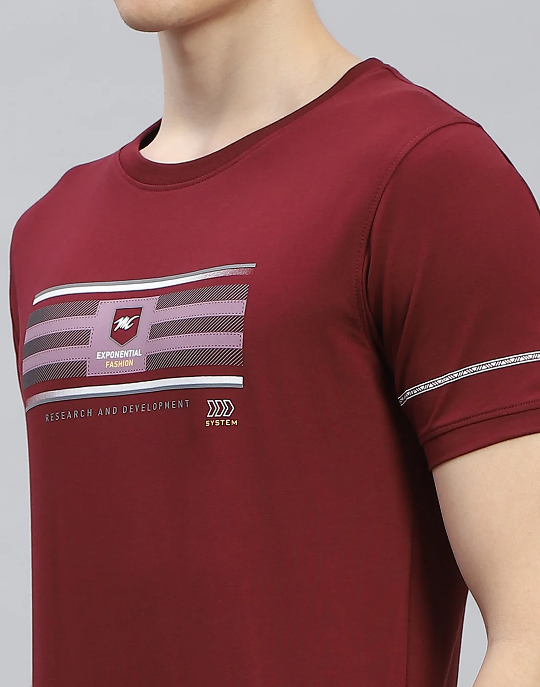 Men Maroon Printed Round Neck Half Sleeve T-Shirt - Image 6