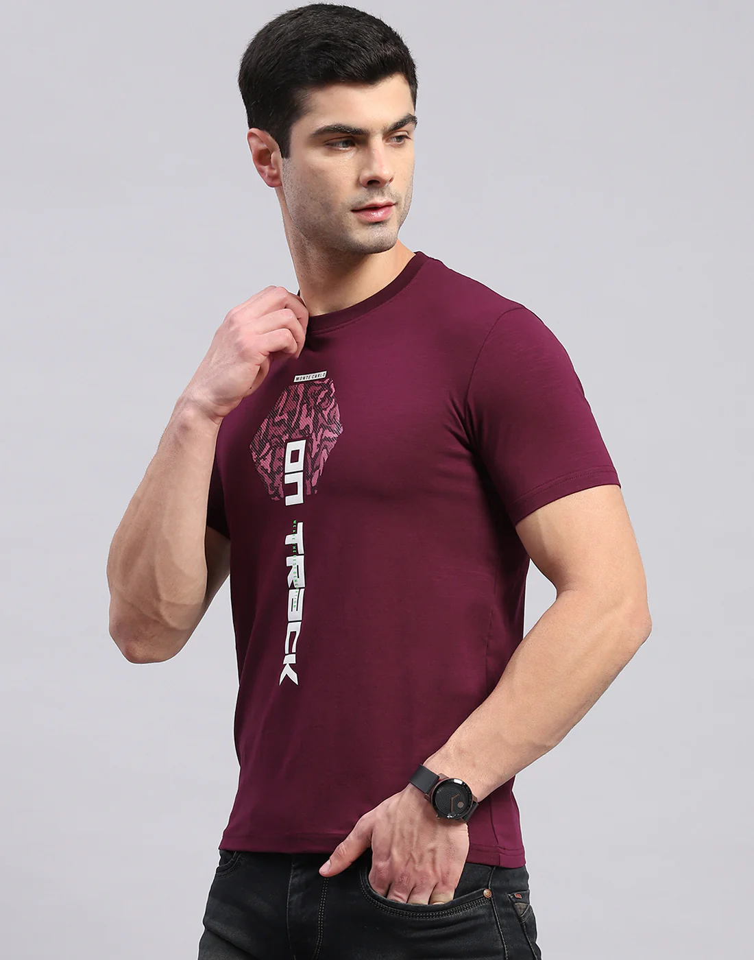Men Maroon Printed Round Neck Half Sleeve T-Shirt - Image 3