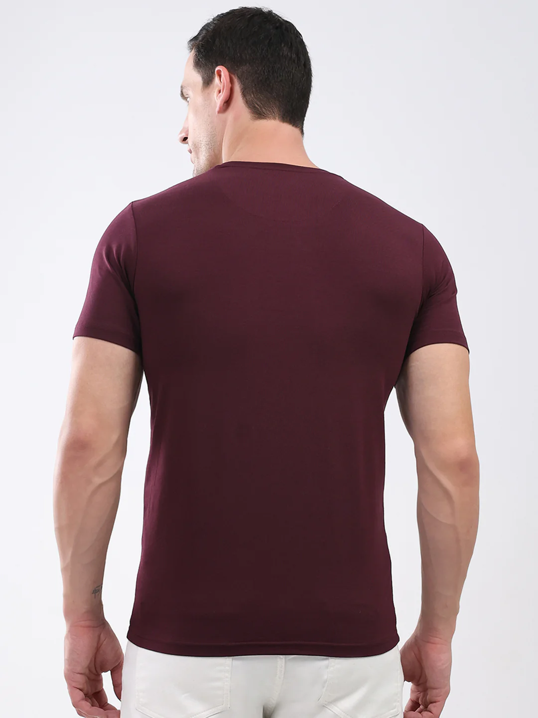 Men Maroon Printed Round Neck Half Sleeve T-Shirt - Image 5