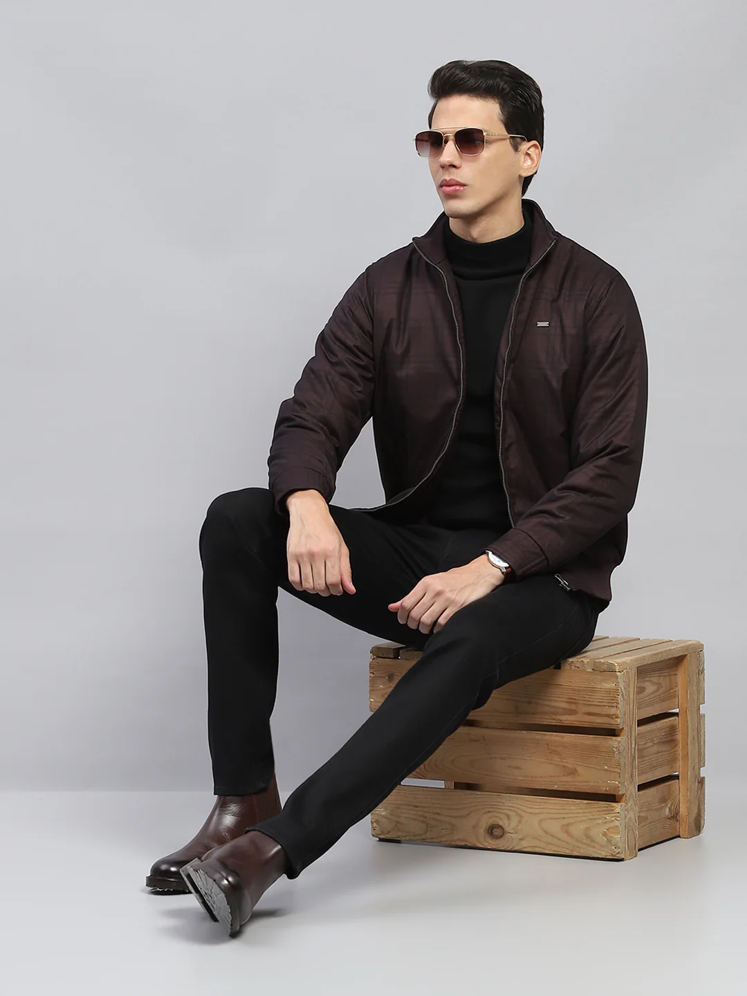 Men Maroon Self Design Mock Neck Full Sleeve Jacket - Image 2