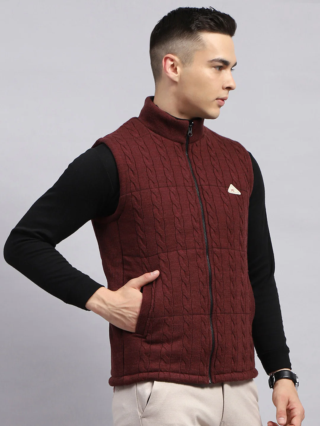 Men Maroon Self Design Mock Neck Sleeveless Jacket - Image 4