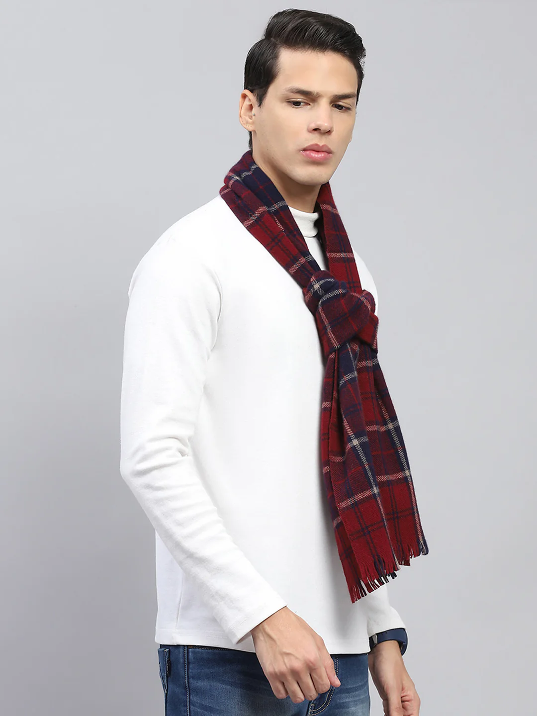Men Maroon Self Design Muffler - Image 4