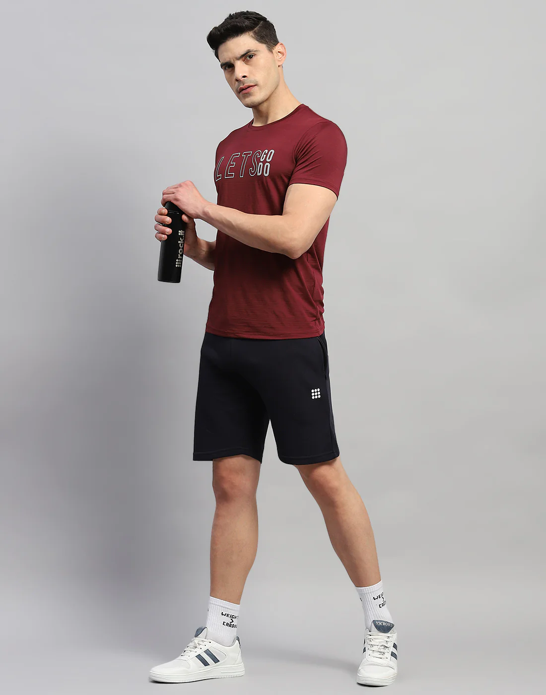 Rock.it Men Maroon Self Design Round Neck Half Sleeve T-Shirt - Image 2