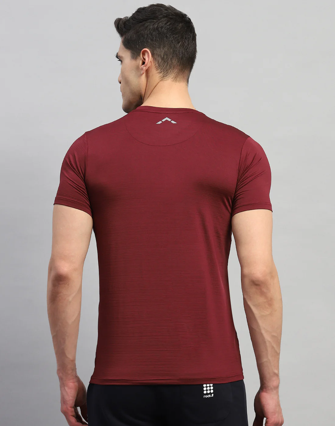 Rock.it Men Maroon Self Design Round Neck Half Sleeve T-Shirt - Image 5
