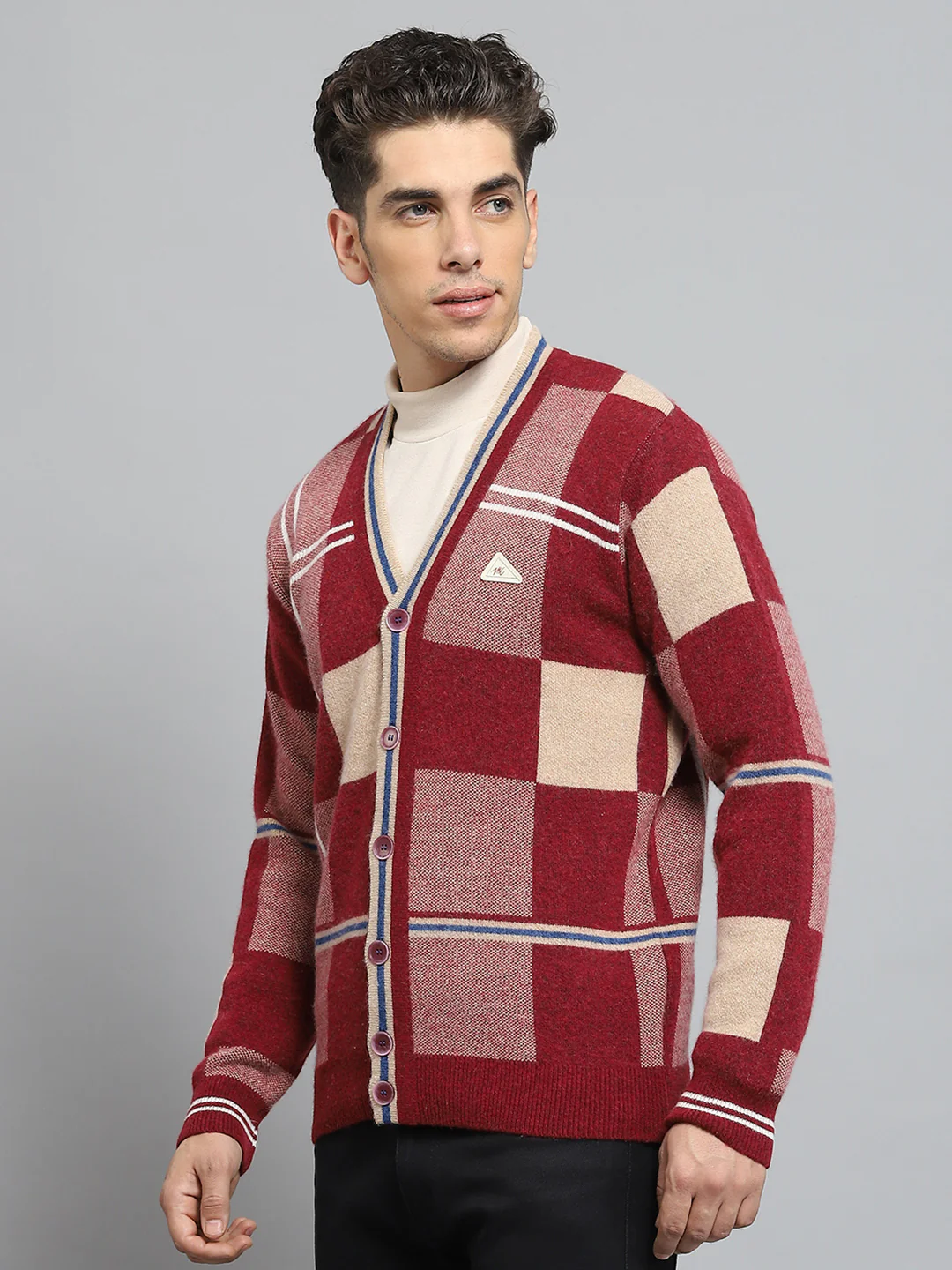 Men Maroon Self Design V Neck Full Sleeve Cardigan - Image 3