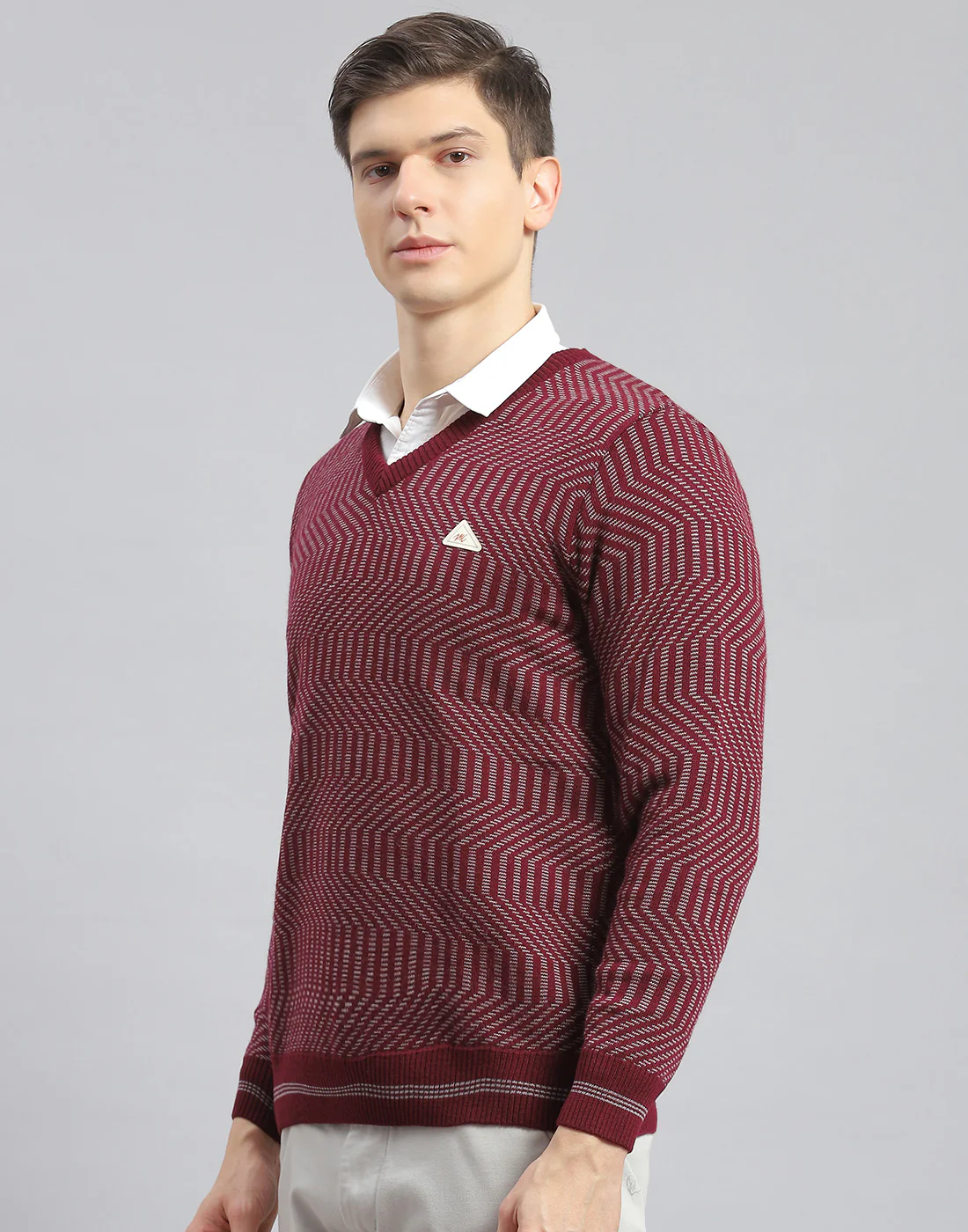 Men Maroon Self Design V Neck Full Sleeve Pullover - Image 3