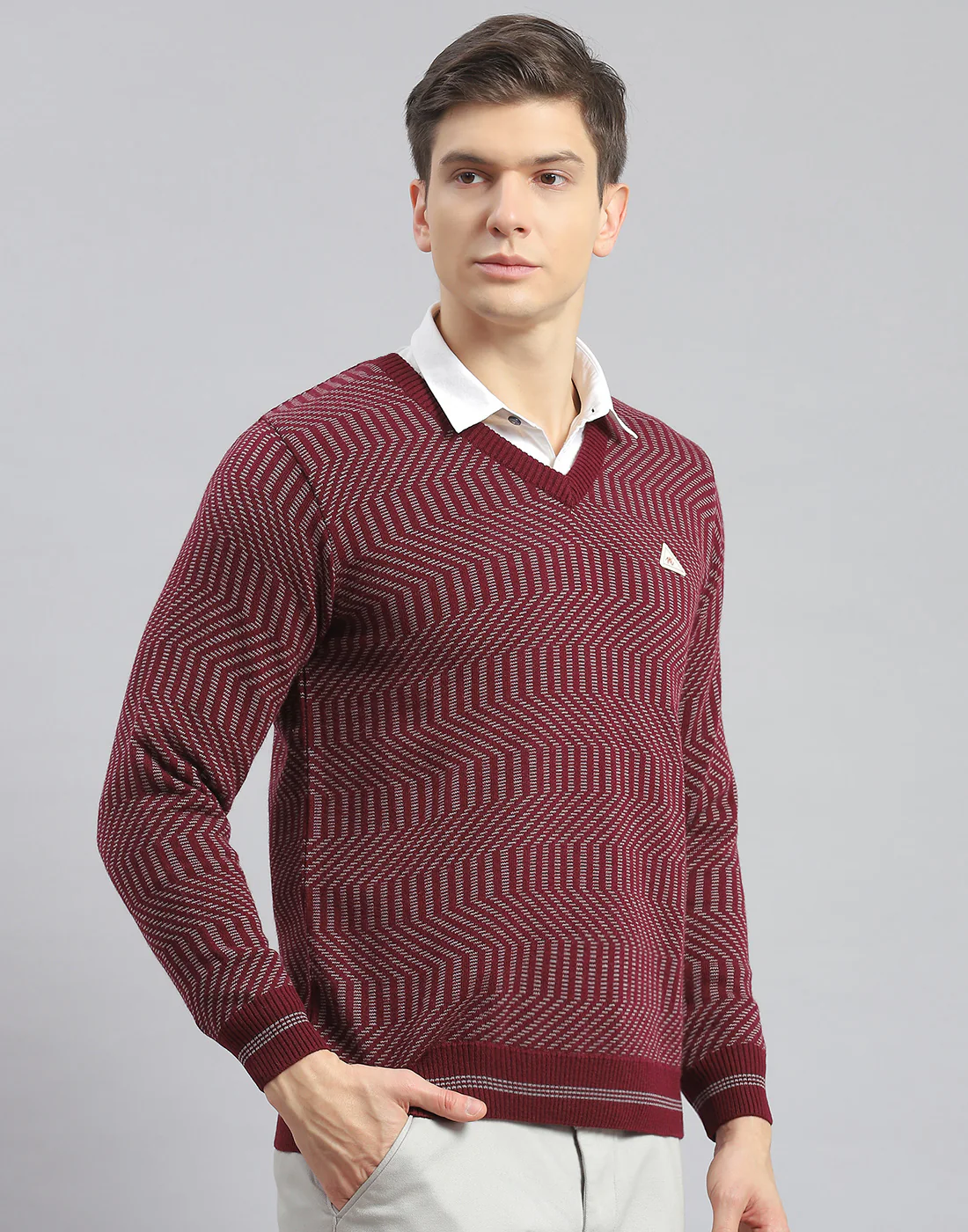Men Maroon Self Design V Neck Full Sleeve Pullover - Image 4