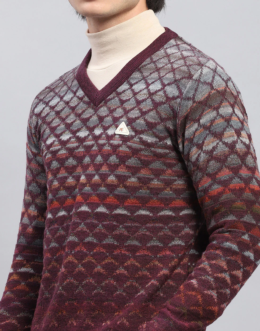 Men Maroon Self Design V Neck Full Sleeve Pullover - Image 7