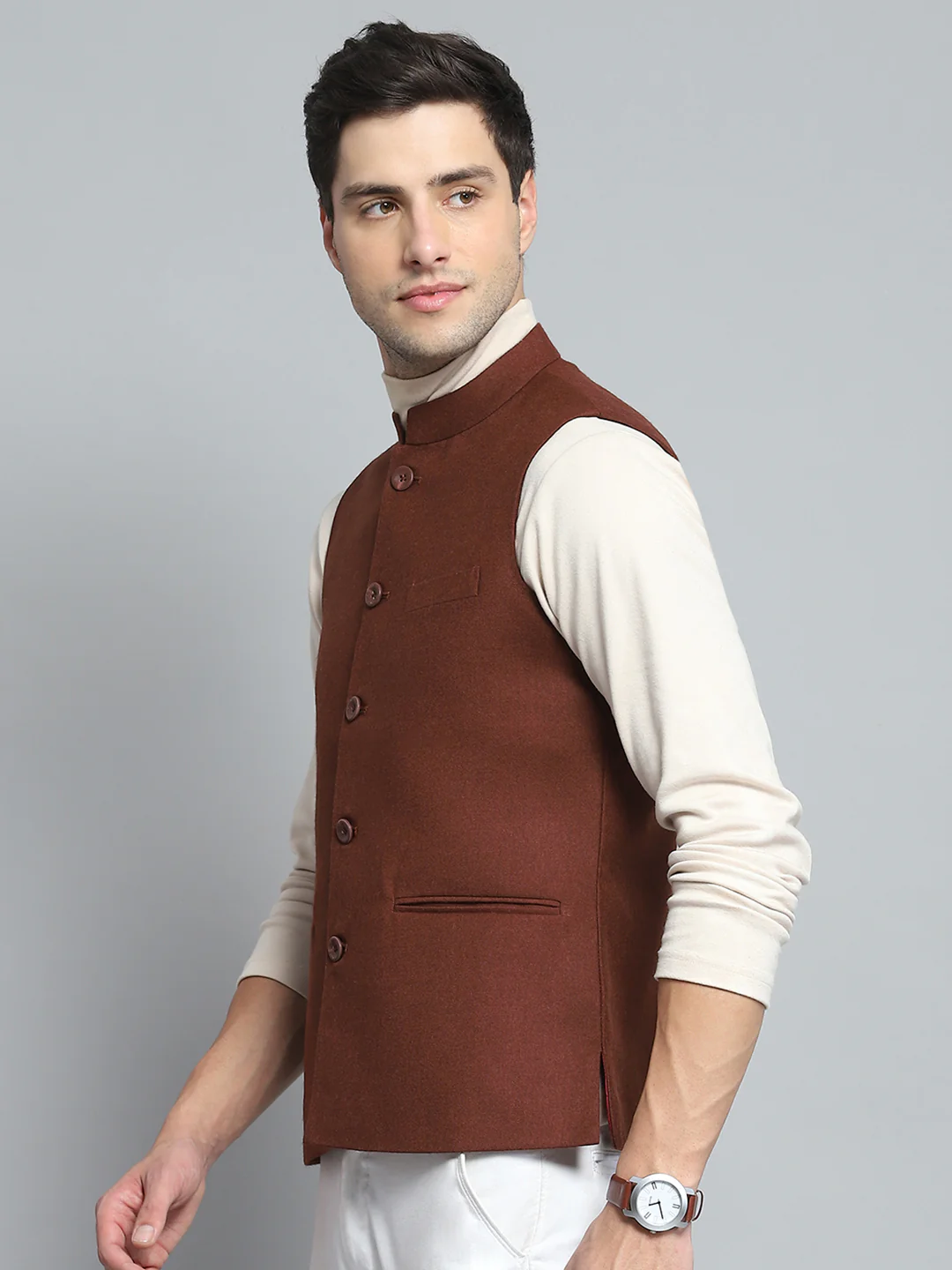 Men Maroon Solid Band Collar Sleeveless Nehru Jacket - Image 3