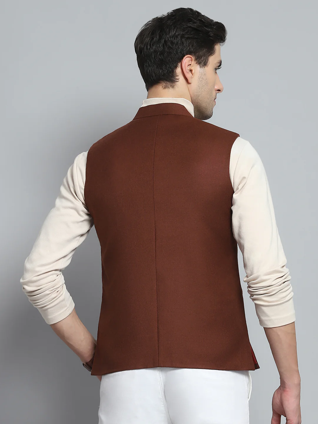 Men Maroon Solid Band Collar Sleeveless Nehru Jacket - Image 5